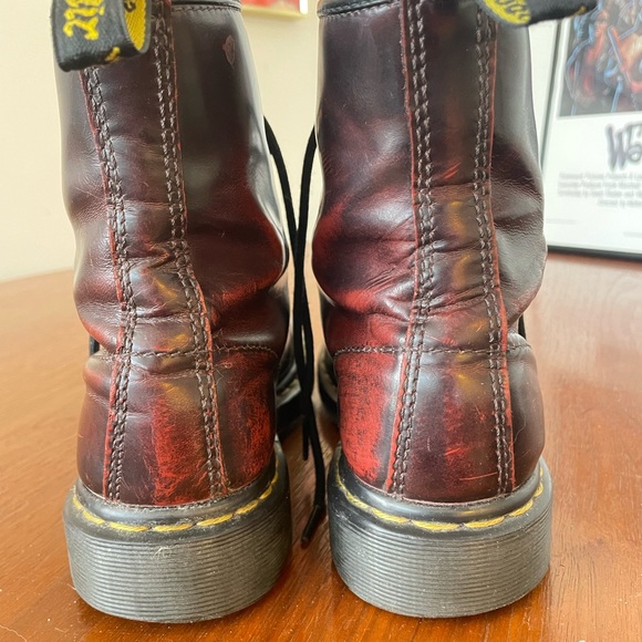 Dr. Martens 1460 8-Eye Boot for Women Ox blood. - Picture 4 of 7